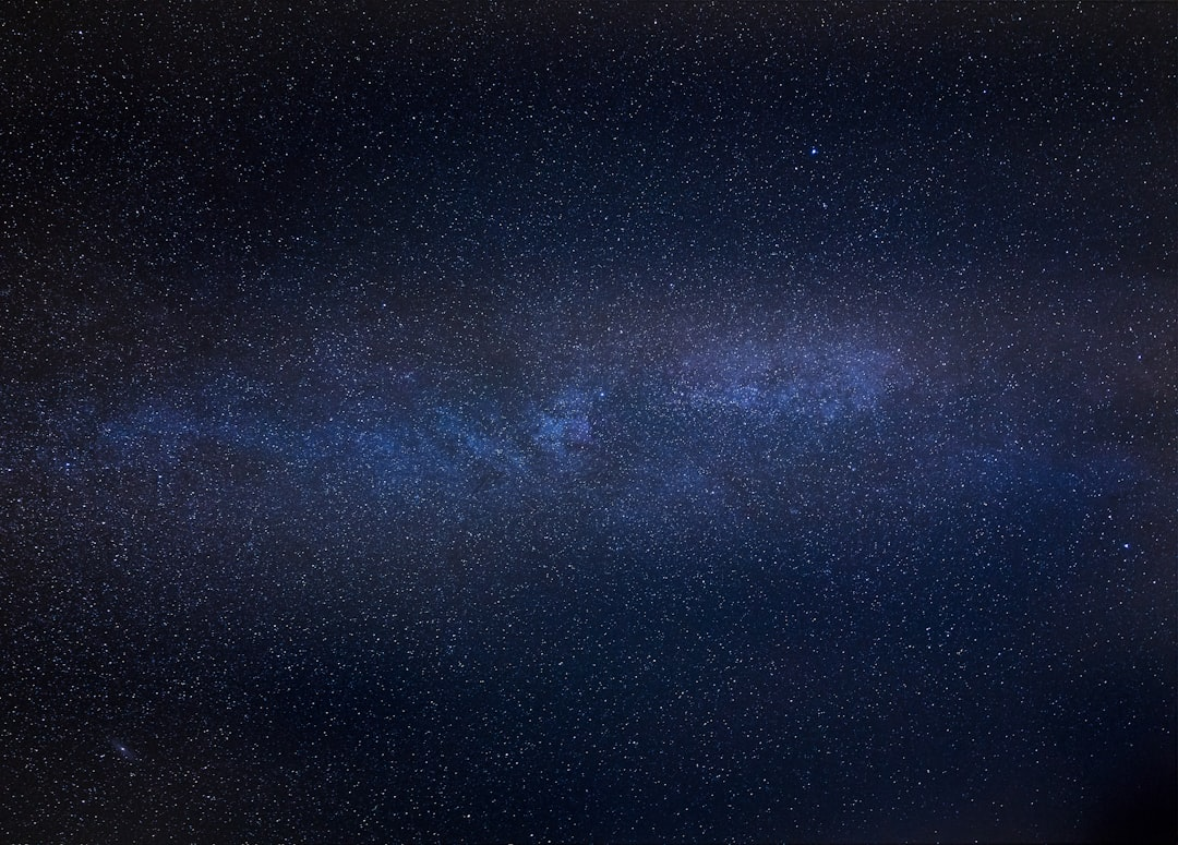 Additional illustrative image for the article.