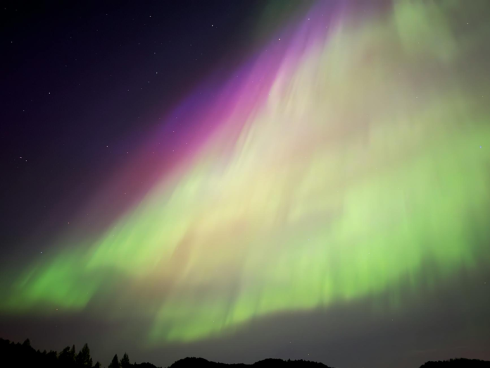 A high-quality stock photo related to the article: Aurora Borealis vs. Aurora Australis: A Comparison